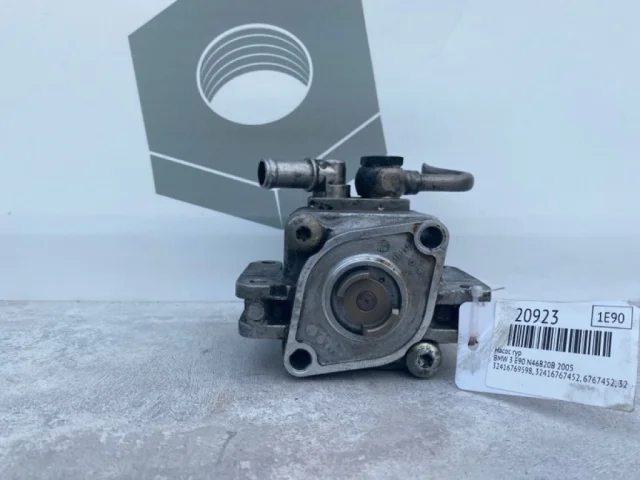 Насос ГУР для BMW 1er Е81 2007-2012 на фотографиях