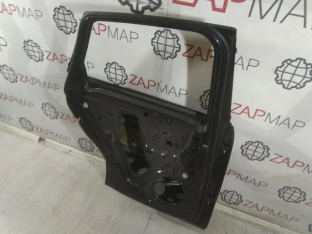 Двери для Porsche Macan 95B 2014-2023 на фотографиях