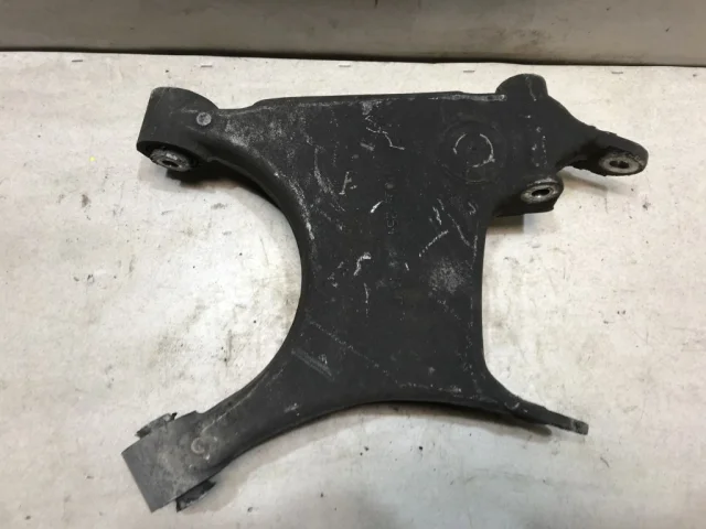 Качающийся рычаг правый для BMW X5 Е53 1999-2006 на фотографиях