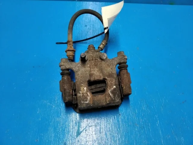 Суппорт задний правый для Nissan Teana L33 2014-2020 на фотографиях