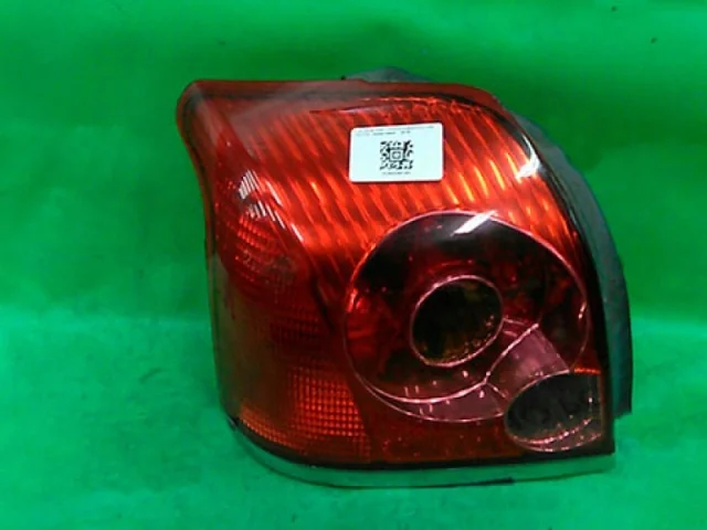 Фонарь левый для Toyota Avensis Универсал T270 2008-2018 на фотографиях