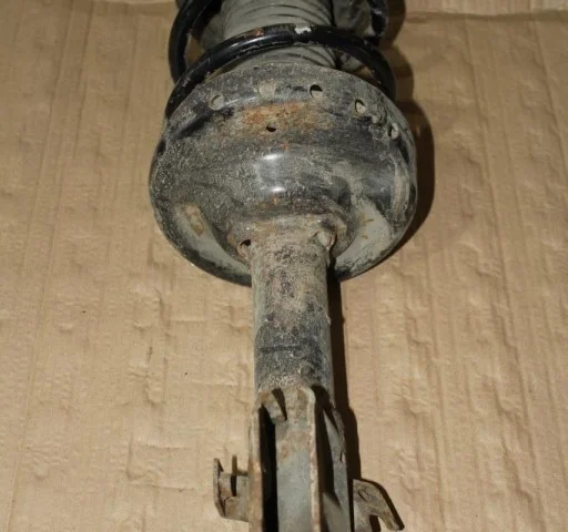 Амортизатор для Subaru Forester SH 2008-2012 на фотографиях