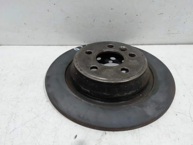 Диски тормозные задние (комплект) для Ford Galaxy CD340 2006-2015 на фотографиях