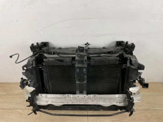 Кассета радиаторов для Volkswagen Touareg III (CR) 2018+ на фотографиях