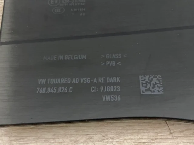 Стекло двери заднее правое для Volkswagen Touareg III (CR) 2018+ на фотографиях