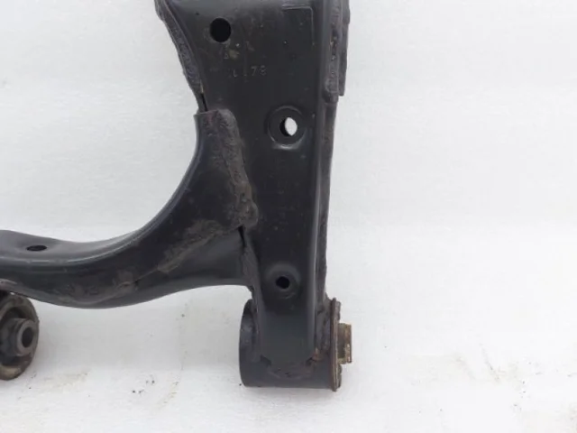 Рычаг задний левый верхний для Infiniti QX 56 2010-2014 на фотографиях