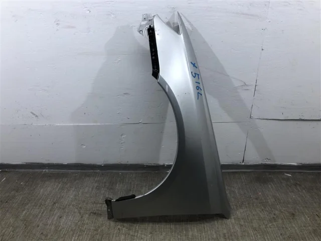 Крылья для Subaru Legacy BL/B13 2003-2009 на фотографиях