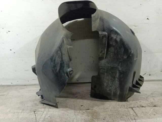 Подкрылок передний левый для Ford Kuga CBV 2008-2013 на фотографиях