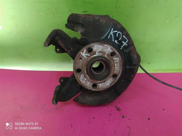 Кулак поворотный левый для Volkswagen Polo V (6R) 2009-2014 на фотографиях