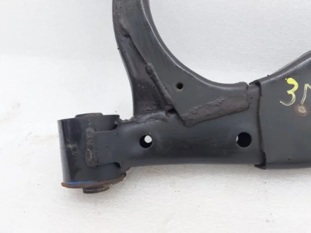 Рычаг передний правый нижний для Infiniti QX 56 2010-2014 на фотографиях