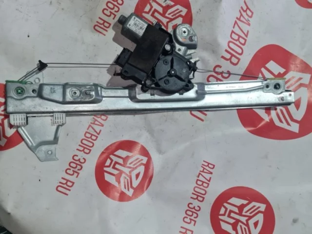 Стеклоподъемник передний правый для Peugeot 308 T7 Кабриолет 2009-2015 на фотографиях