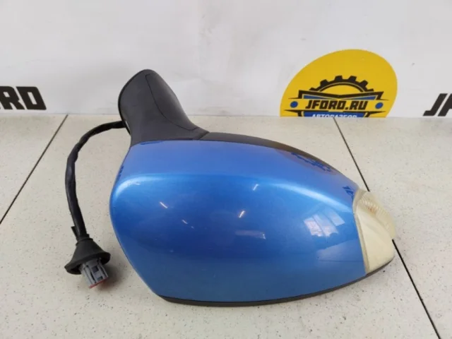 Зеркала для Ford Kuga CBV 2008-2013 на фотографиях