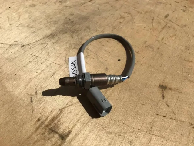Лямбда-зонд (верхний) для Nissan X-Trail T31 RU 2007-2014 на фотографиях
