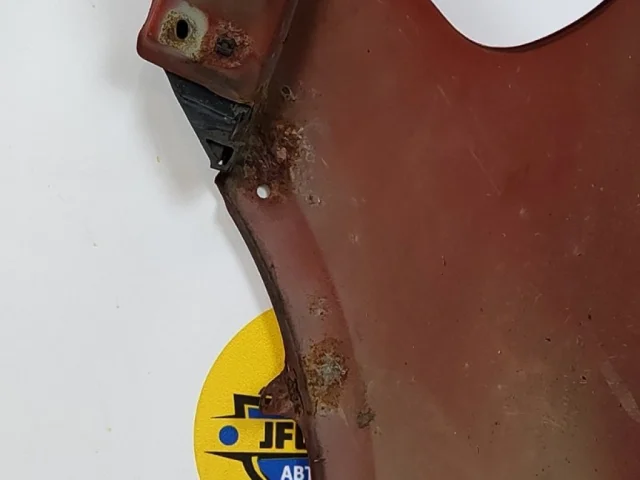 Крылья для Suzuki SX4 2006-2009 на фотографиях