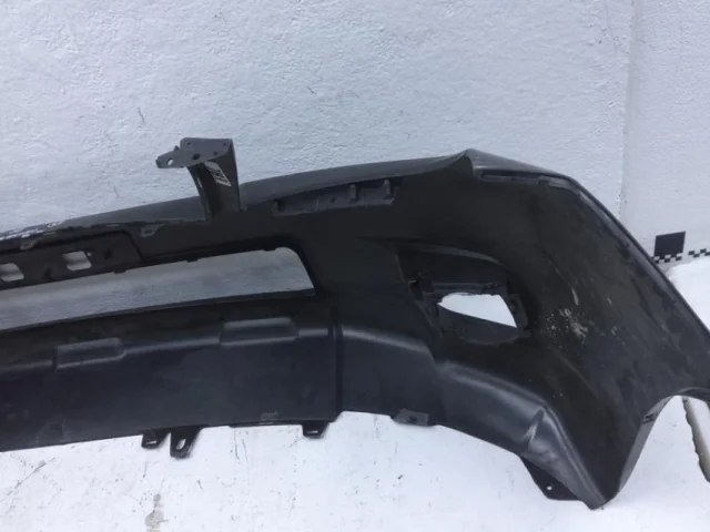 Бампер передний для Toyota Land Cruiser 200 (JDM) 2007-2013 на фотографиях