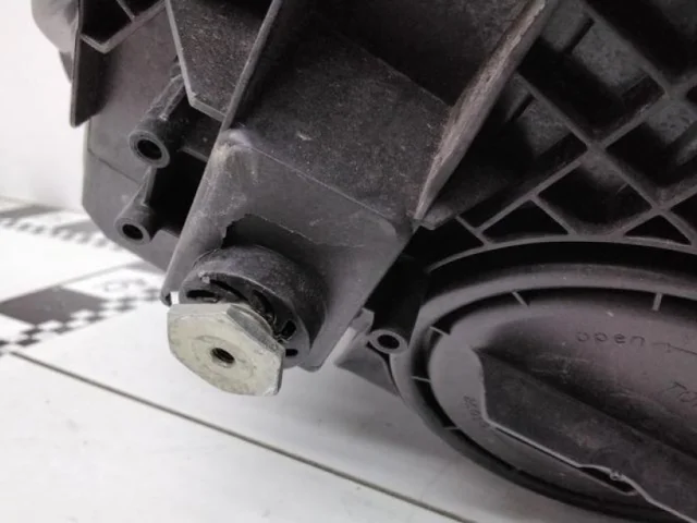 Фара правая для Mercedes-Benz S class X222 Maybach 2017-2019 на фотографиях