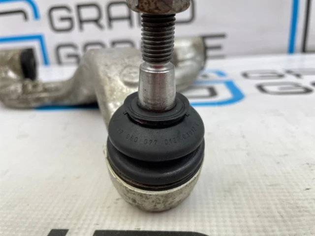 Рычаг передний левый верхний для Mercedes-Benz M class W163 1998-2005 на фотографиях