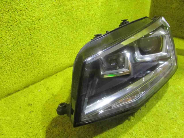 Фара левая для Volkswagen Caddy IV (2K) 2015-2020 на фотографиях