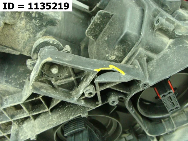 Фары для Volkswagen Passat (B8) Variant 2014-2019 на фотографиях