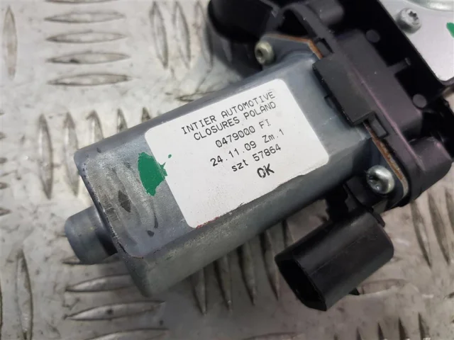 Двери для Fiat Doblo 223 2001-2016 на фотографиях