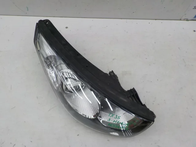 Фара правая для Hyundai Tucson LM 2009-2015 на фотографиях