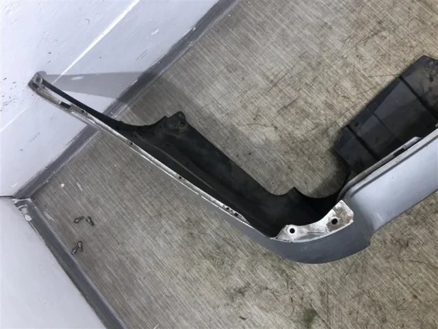 Бампер для Subaru Legacy Универсал BP/B13 2003-2009 на фотографиях