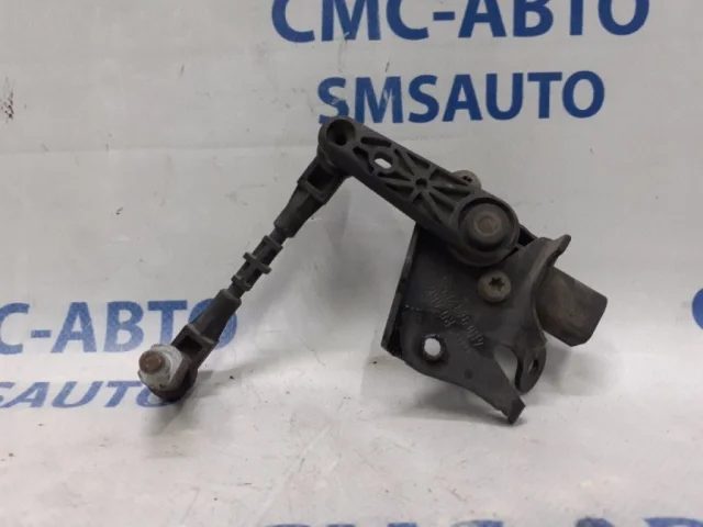 Датчик дорожного просвета передний для Audi A6 C7 2010-2018 на фотографиях