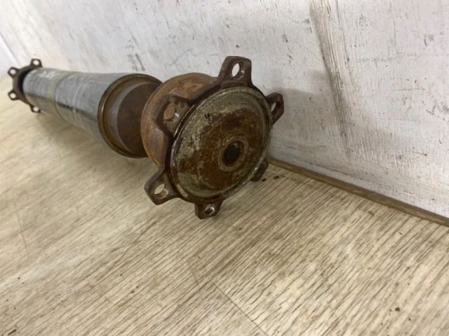 Карданный вал задний для Mitsubishi Pajero V70 5dr (JDM) 1999-2006 на фотографиях