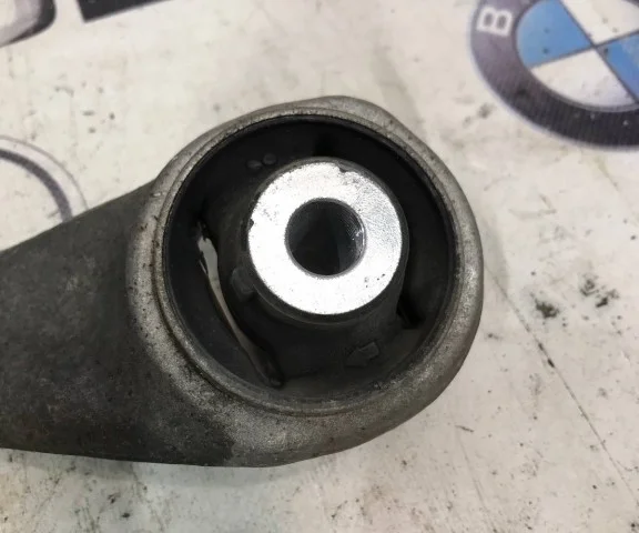 Рычаг передний правый нижний для BMW 5er Ф10 2010-2013 на фотографиях