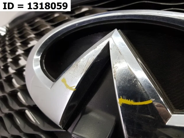 Решетка радиатора для Infiniti QX 80 2013-2022 на фотографиях