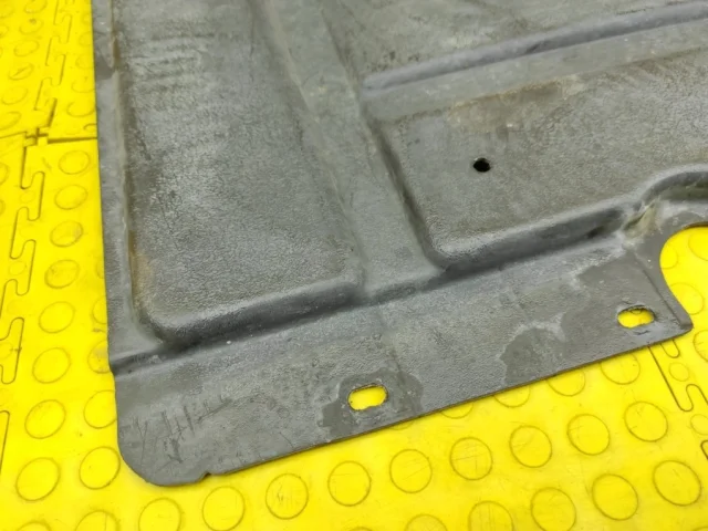 Защита днища для BMW 5er Е39 Touring 1997-2004 на фотографиях