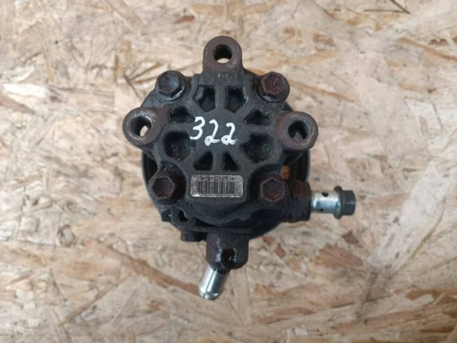 Насос ГУР для Toyota Land Cruiser 200 (JDM) 2007-2013 на фотографиях