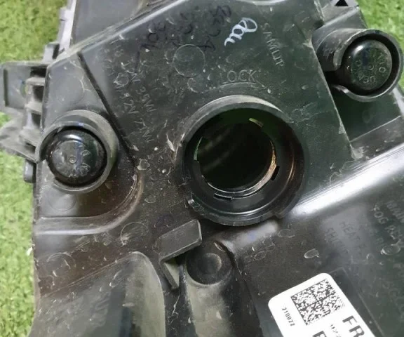 Противотуманка (ПТФ) передняя правая для Hyundai Creta 2 SU2 2021+ на фотографиях