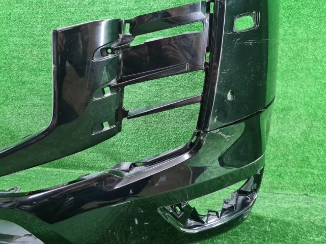 Бампер передний для Toyota Land Cruiser J300 2021+ на фотографиях