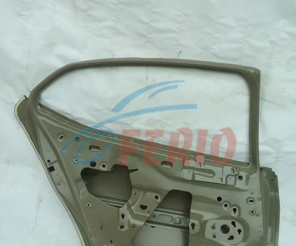 Двери для Citroen C4 Седан 2010-2016 на фотографиях