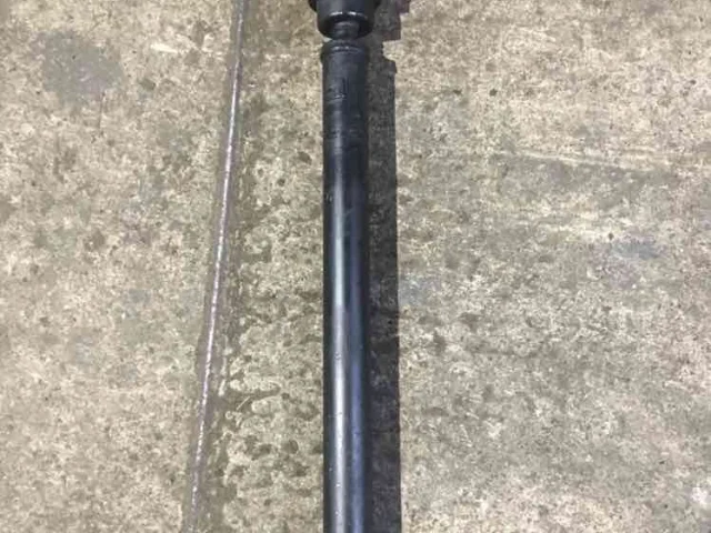 Карданный вал передний для Mitsubishi Pajero V80 3dr (JDM) 2006-2014 на фотографиях