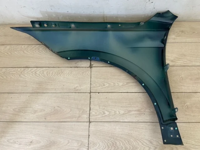 Крыло правое для Volkswagen Touareg III (CR) 2018+ на фотографиях