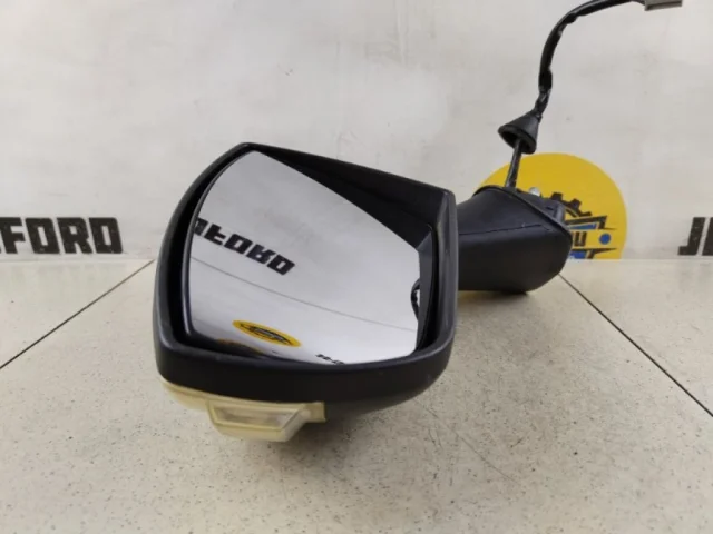 Зеркало боковое левое для Ford Kuga CBV 2008-2013 на фотографиях