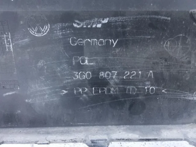 Бампер для Volkswagen Passat (B8.5) 2019+ на фотографиях