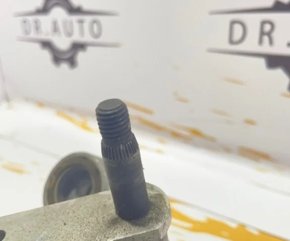 Трапеция стеклоочистителей для Mercedes-Benz S class W222 2013-2017 на фотографиях