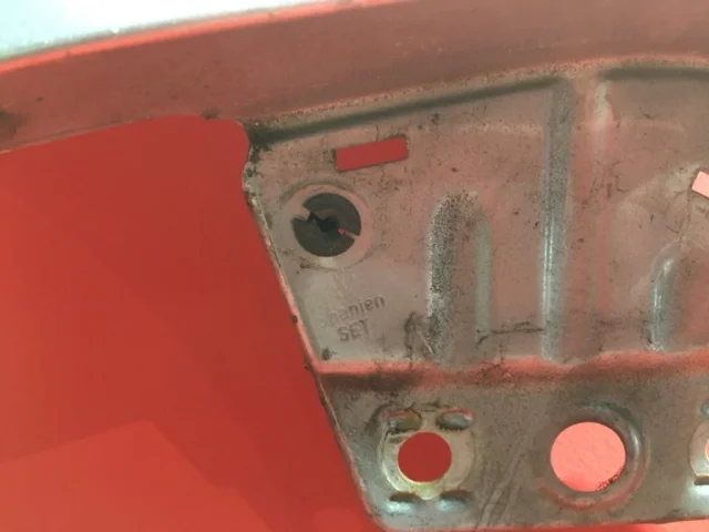 Крылья для Volkswagen Polo IV (9N3) 2005-2009 на фотографиях