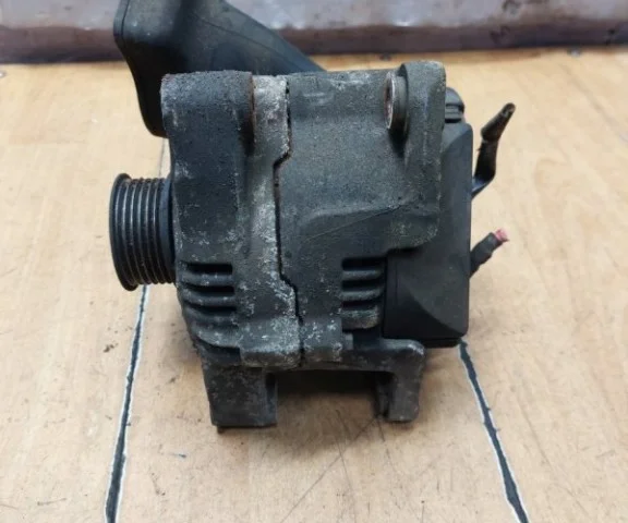 Генератор для Opel Vectra B Хэтчбек 1995-2003 на фотографиях