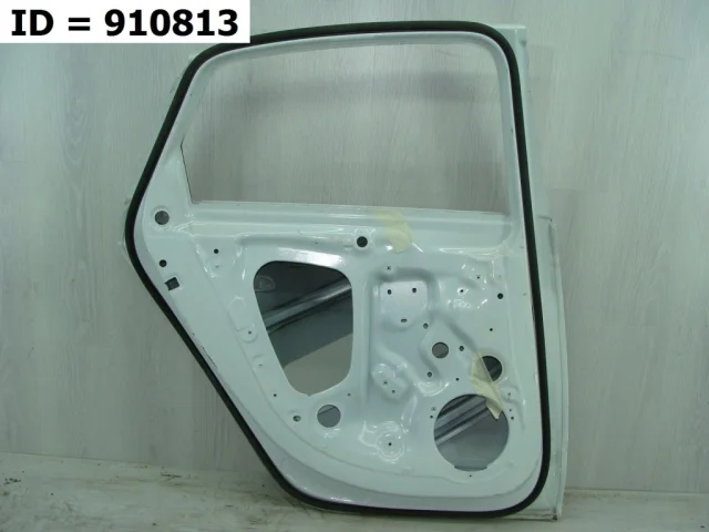 Дверь задняя левая для Audi A4 B9 2015+ на фотографиях