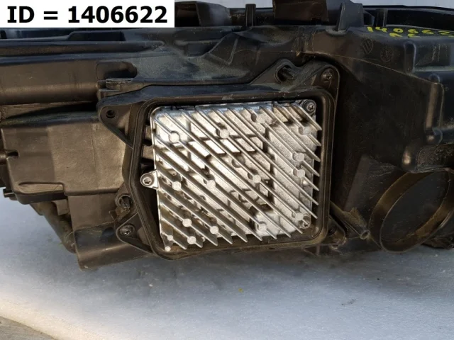 Фара левая для Audi A6 C8 Allroad quattro 2019+ на фотографиях