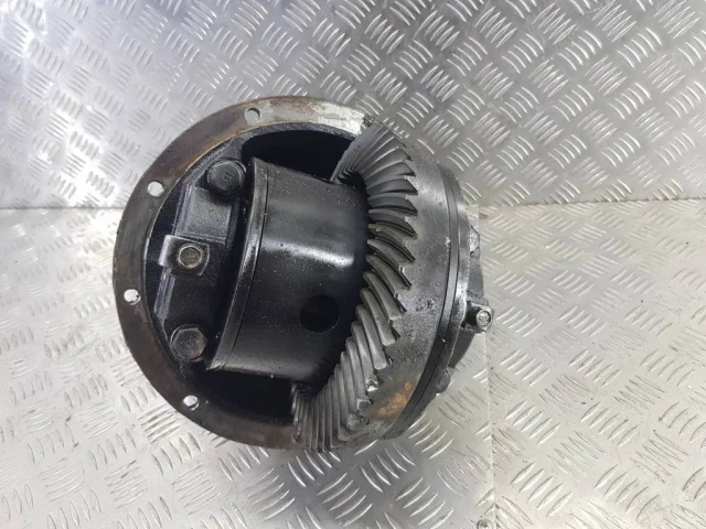 Редуктор заднего моста для Mitsubishi Pajero V70 5dr (JDM) 1999-2006 на фотографиях