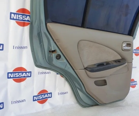Дверь задняя левая для Nissan Almera N16 Хэтчбек 5dr 2000-2006 на фотографиях