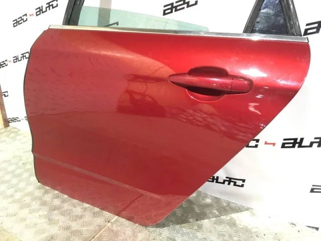 Двери для Citroen C4 Хэтчбек 2010-2016 на фотографиях