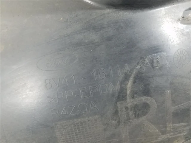 Крылья для Ford Kuga CBV 2008-2013 на фотографиях