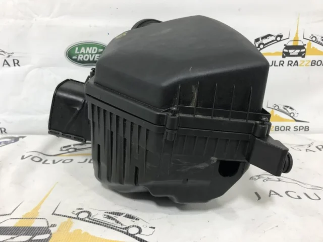 Воздушный фильтр для Volvo XC60 Y20 2008-2017 на фотографиях