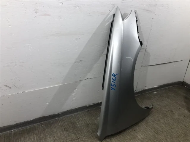 Крылья для Subaru Legacy BL/B13 2003-2009 на фотографиях